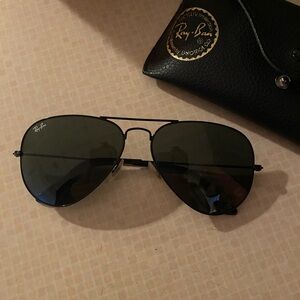Ray-Ban Black Aviator Sunglasses